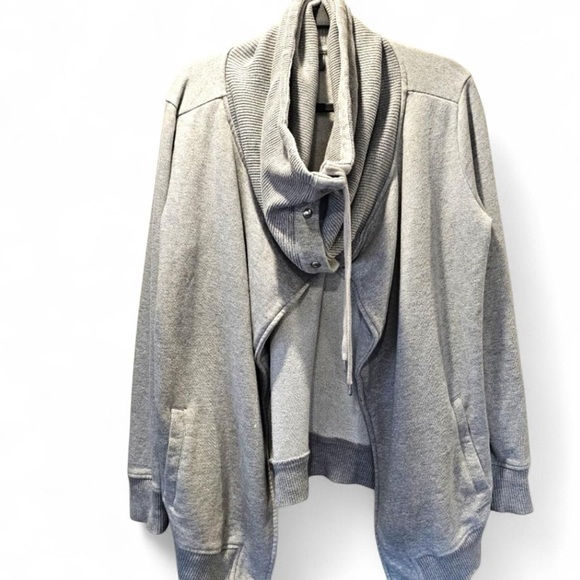 Athleta Light Gray Wrappers Delight oversized XS‎ - Picture 1 of 4